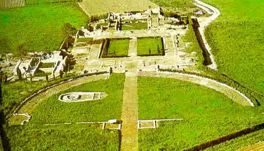 Giardino di villa romana a Pompei